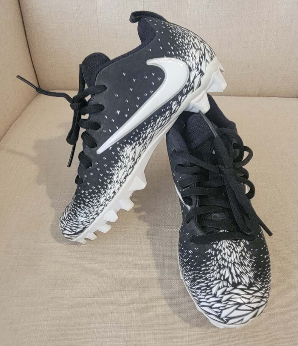 Nike VPR Vapor Football Cleats Youth 1Y black White Lace 902676 Shoes